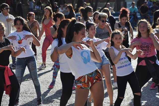 Invitan a la segunda clase pública de samba y percusión