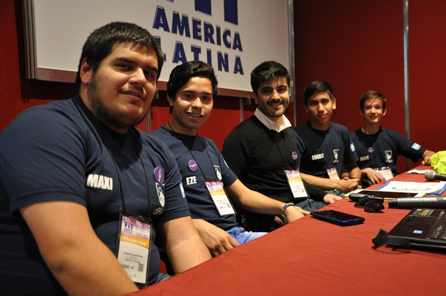 Presentaron “Todos a la robótica” en la Feria Internacional de Turismo