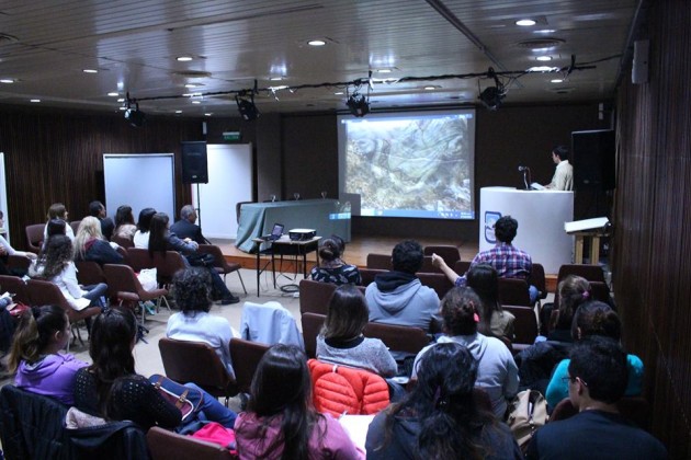  La actividad tuvo lugar este lunes en el Microcine de la UNSL.  