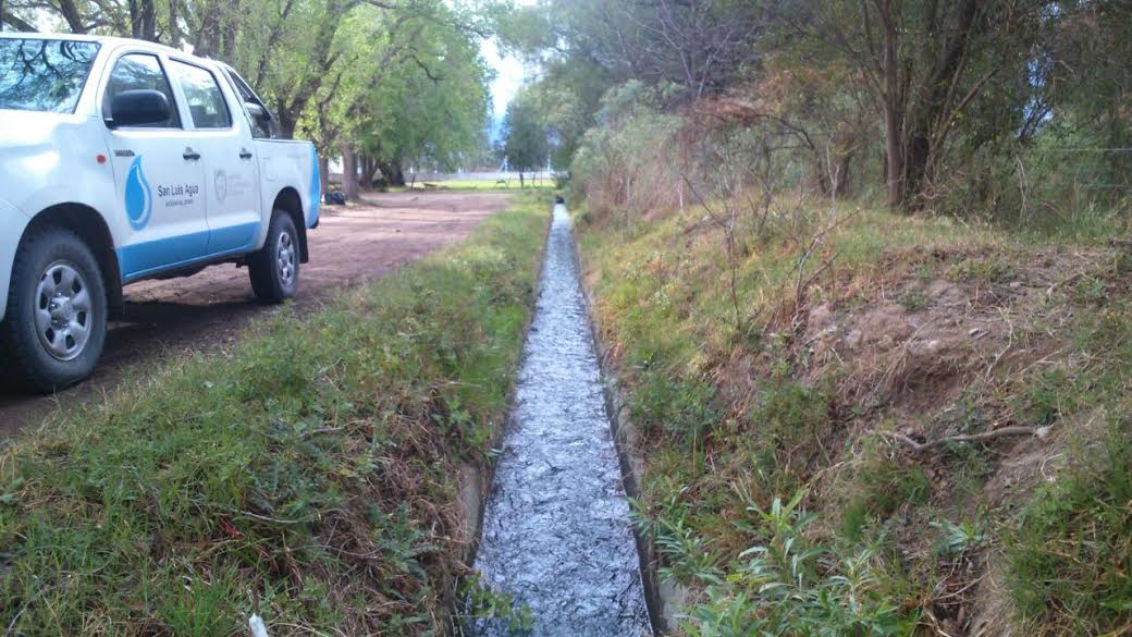 Puesta en valor y limpieza de canales de riego