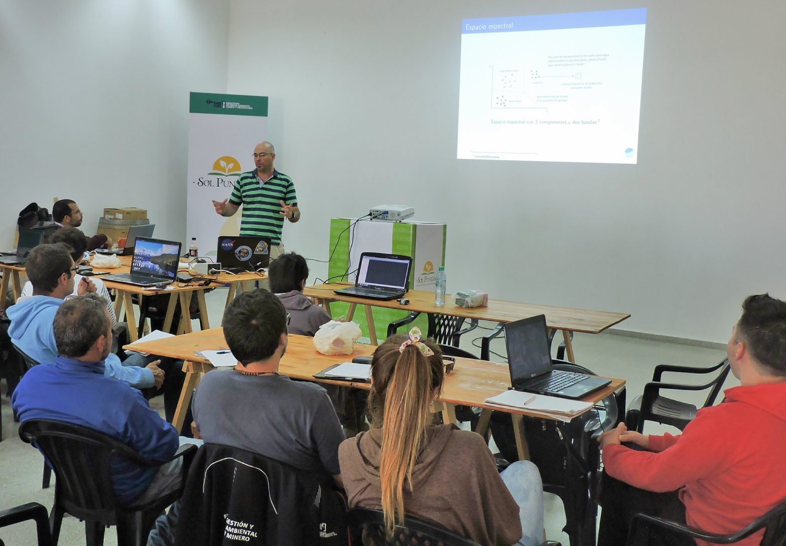 Capacitaron al personal de la cartera medioambiental en imágenes satelitales