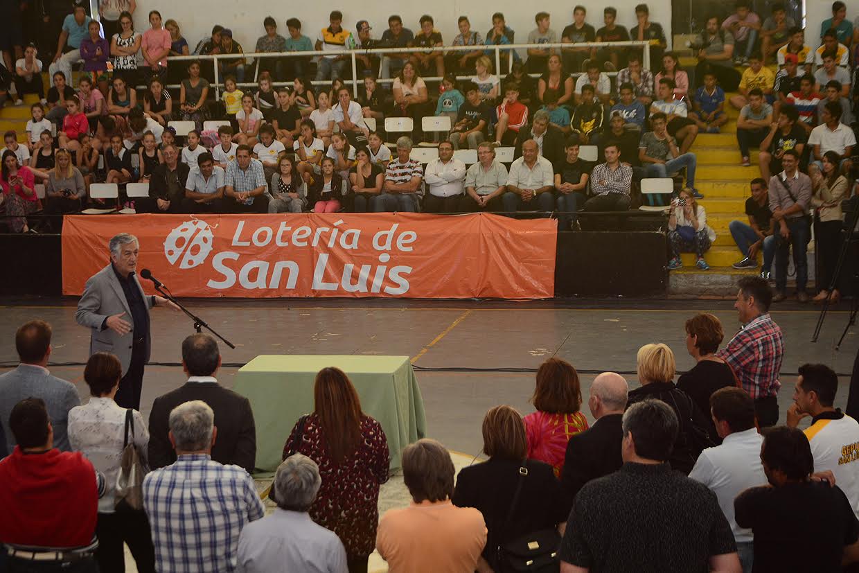 Alberto presentó el proyecto de las escuelas generativas en GEPU