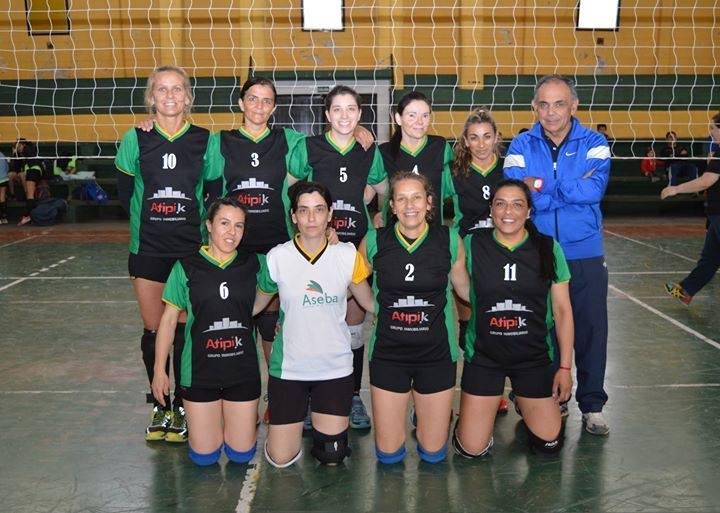 El Torneo Clausura del maxi femenino de vóley ya tiene a sus campeonas