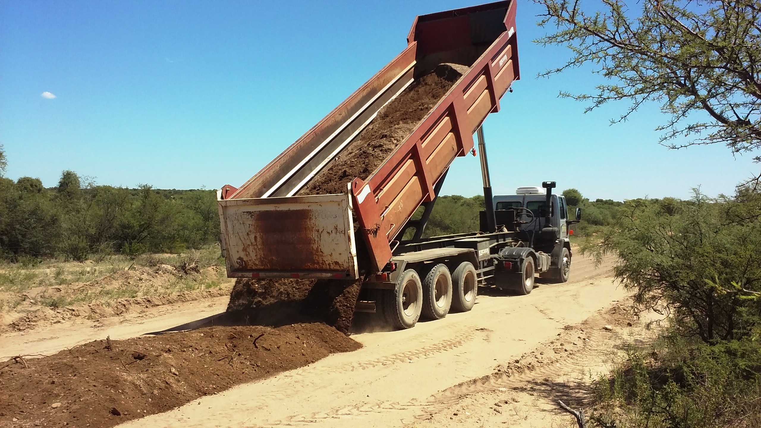 Obras que mejoran los accesos de la Ruta Provincial Nº 26