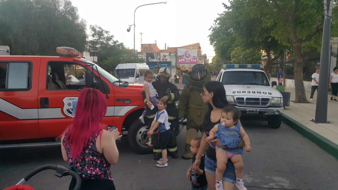 Muestra abierta de la Policía de la provincia a la comunidad