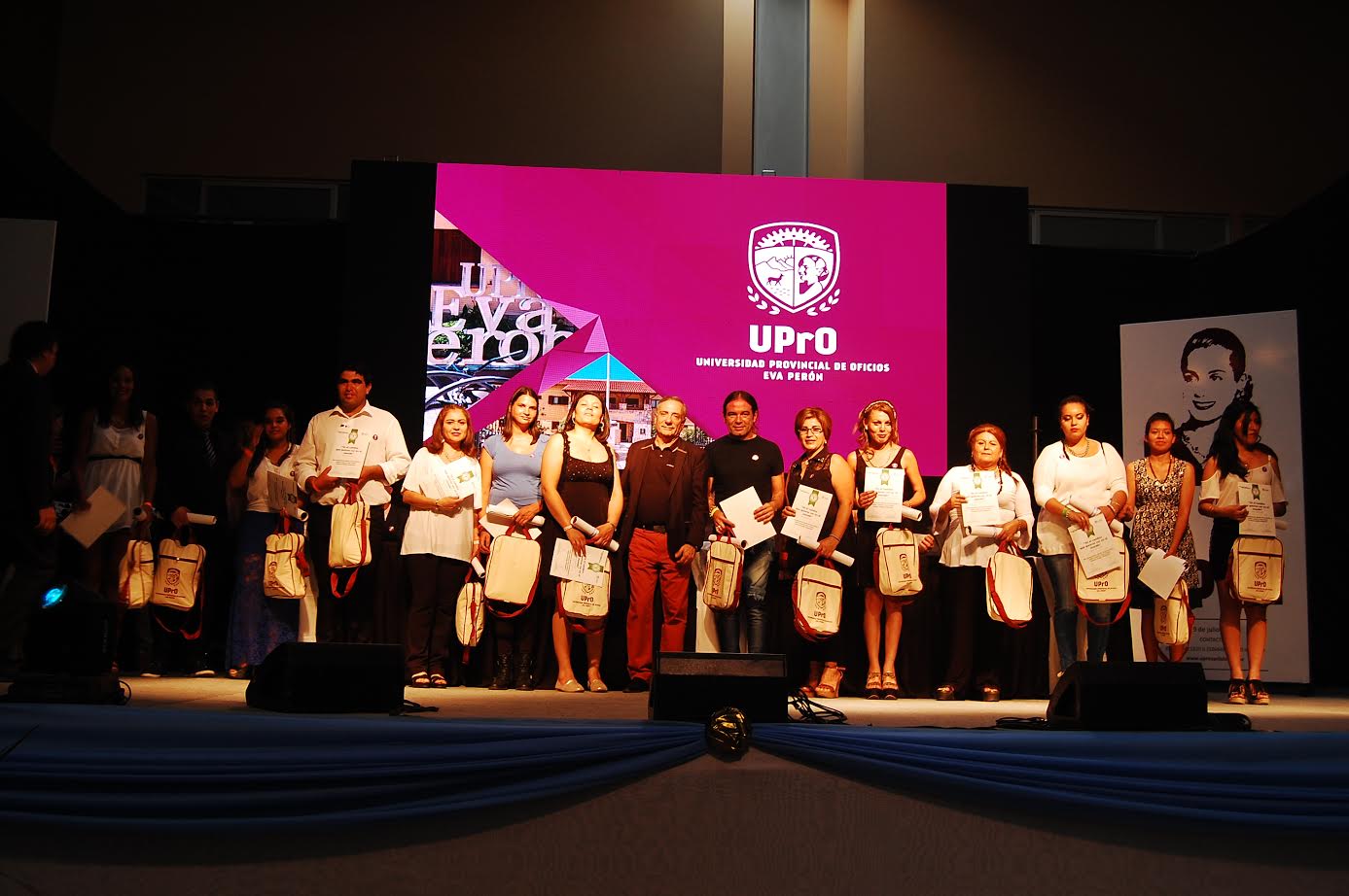 La UPrO celebró su gran fiesta académica