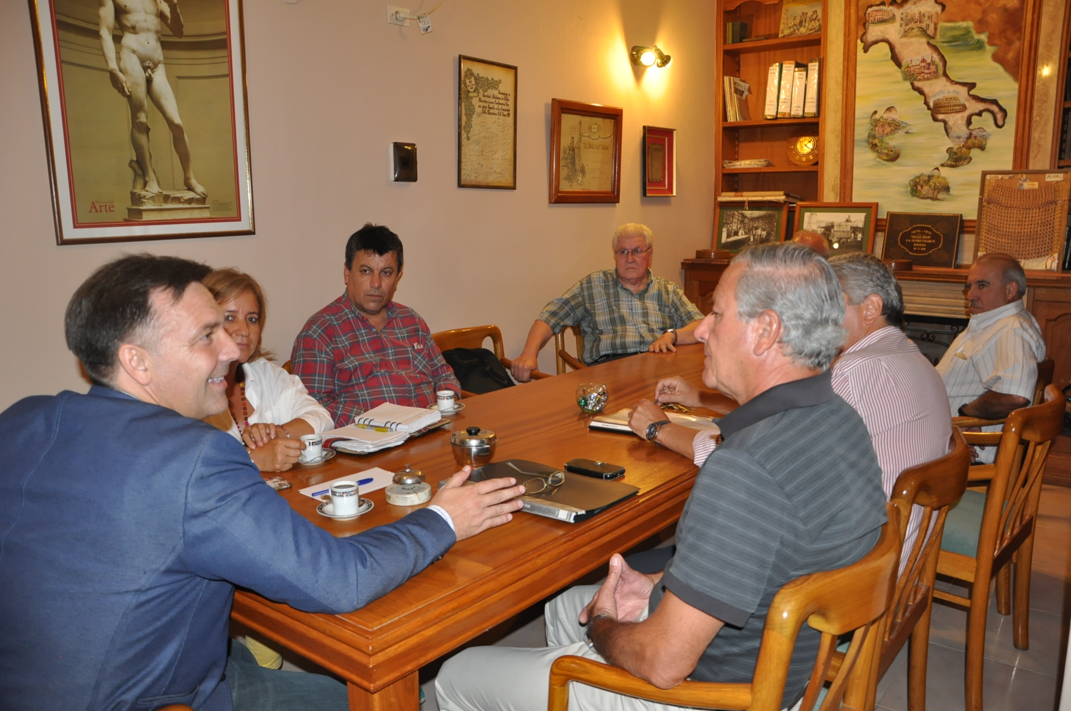 La Sociedad Italiana y la Fundación Misión de Vida proyectan abrir Escuelas Generativas