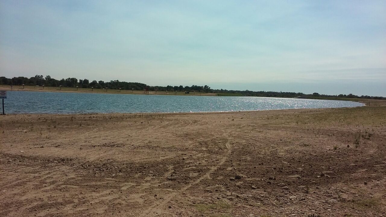 Remoción de algas en el embalse Villa Mercedes