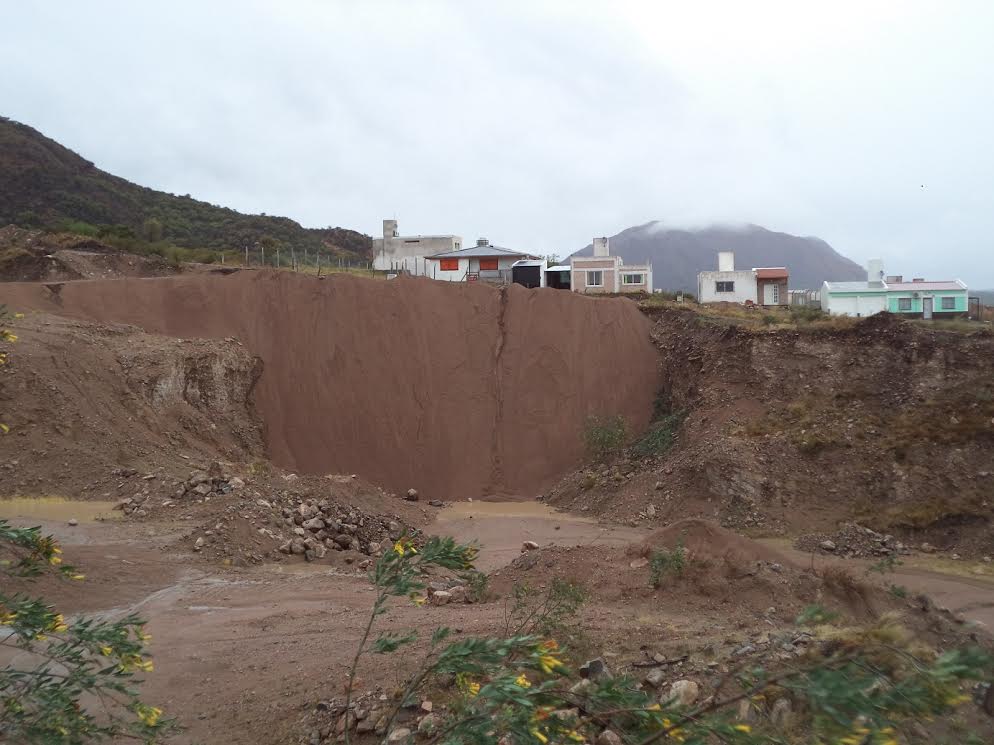 El Gobierno ordenó la clausura definitiva de una cantera que extraía áridos en La Punta