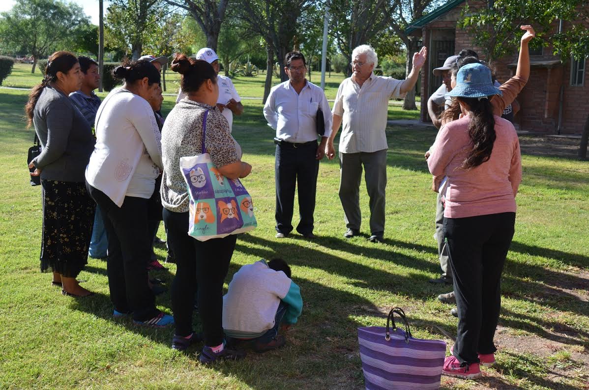 La comunidad boliviana conoció las tierras donde producirá hortalizas