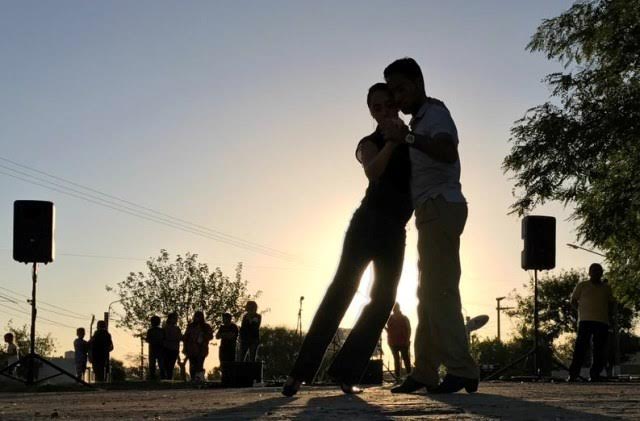 Taller de tango en el Centro Cultural Puente Blanco