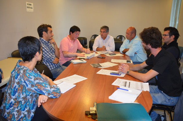 Se dialogó sobre la elaboración de un producto mielero que incluiría toda la cadena: desde el apicultor, las salas de extracción y fraccionamiento de miel, hasta su comercialización.