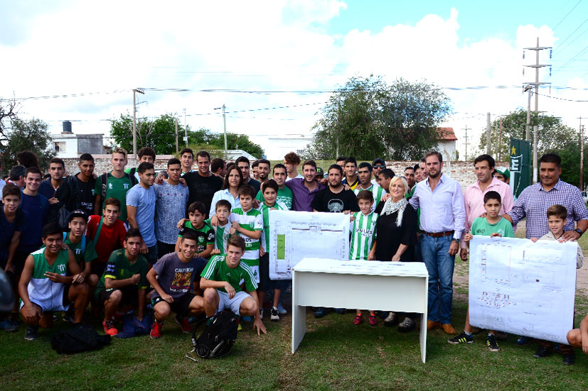 Inició la obra de la Escuela Generativa en el Club Estudiantes