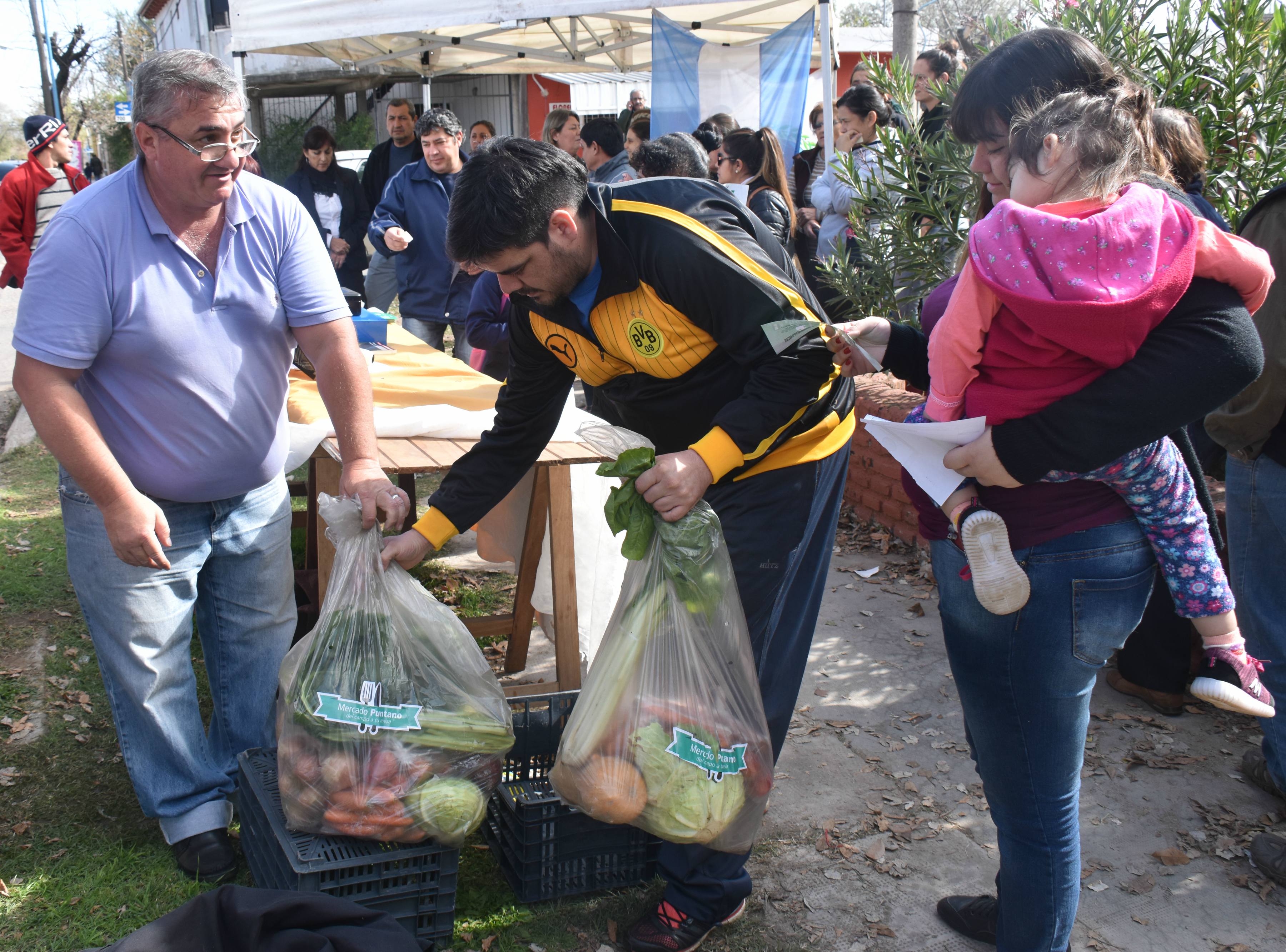 Mercado Puntano llega hoy a los barrios 1° de Mayo y La Merced