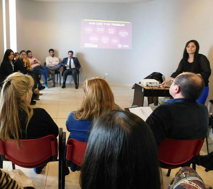 La Secretaría de la Mujer capacita a reparticiones gubernamentales sobre violencia de género