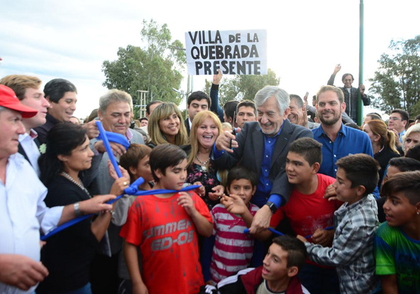 El Gobierno inauguró el puente de Quines