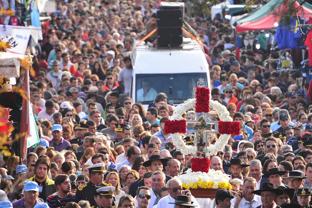 Conmovedora demostración de fe al Cristo de la Quebrada