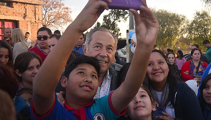 Adolfo: “Los vecinos me cuentan sus problemas y a muchos los podemos solucionar”