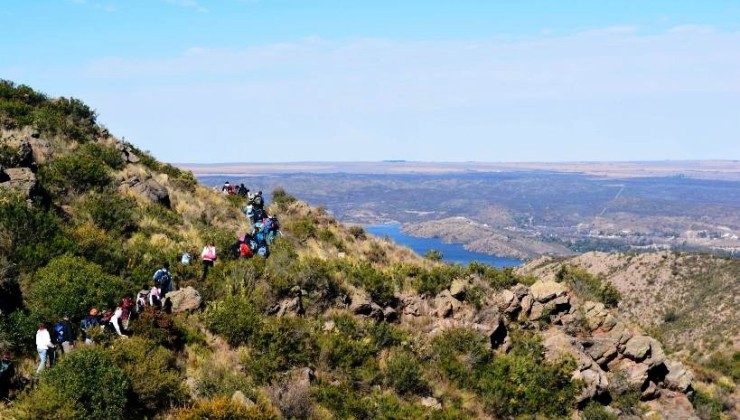 Talleres, títeres y trekking para despedir las vacaciones