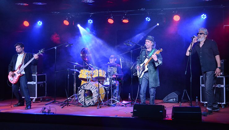 Perro de Sótano llenó de rock la noche en Terrazas