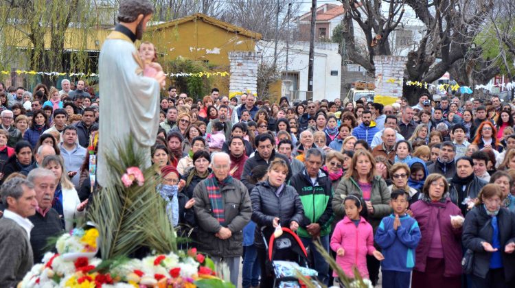 Gran participación de feligreses en la Fiesta de San Cayetano