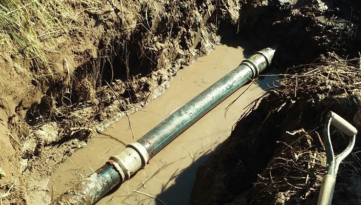 Interrumpen el servicio de agua cruda