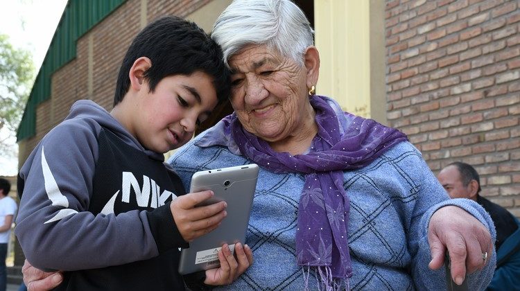 Ya se entregaron más de 43.000 tabletas en la provincia