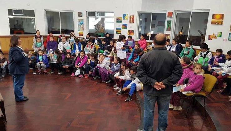 Alumnos de El Volcán visitaron las instalaciones del Programa Cultura