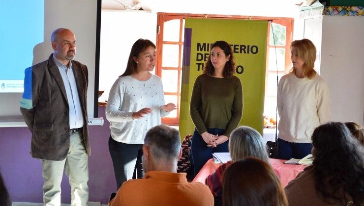 Continúa el taller de sensibilización “Directrices de Turismo Ambiental”