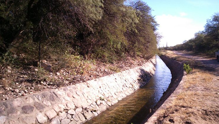 Intensas acciones sobre los canales de Conlara fortalecerán la producción local  