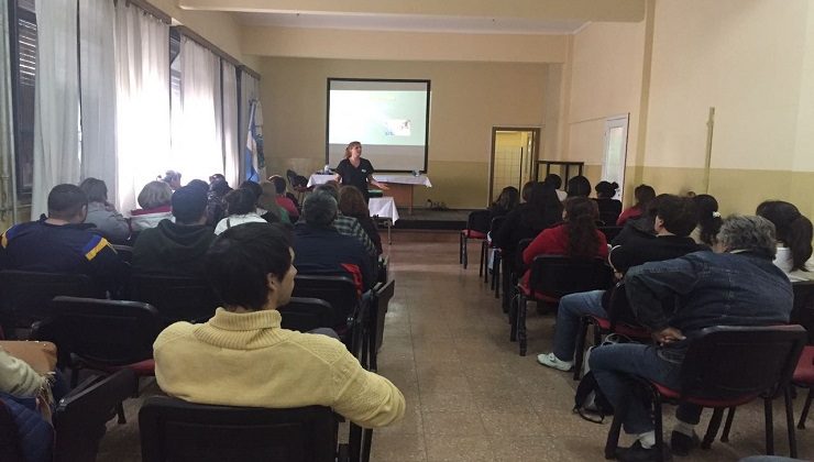 Capacitan a personal del Hospital San Luis