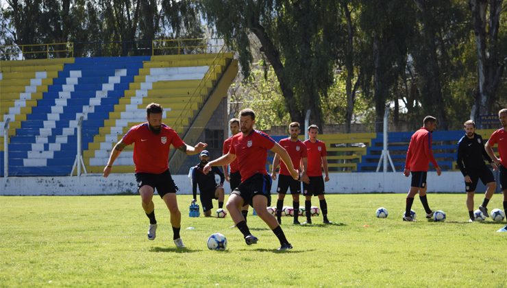 Mundial de Fútbol PC: los equipos se ponen a punto