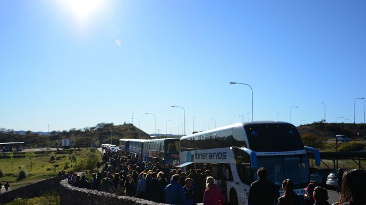 La delegación puntana partió rumbo a Córdoba