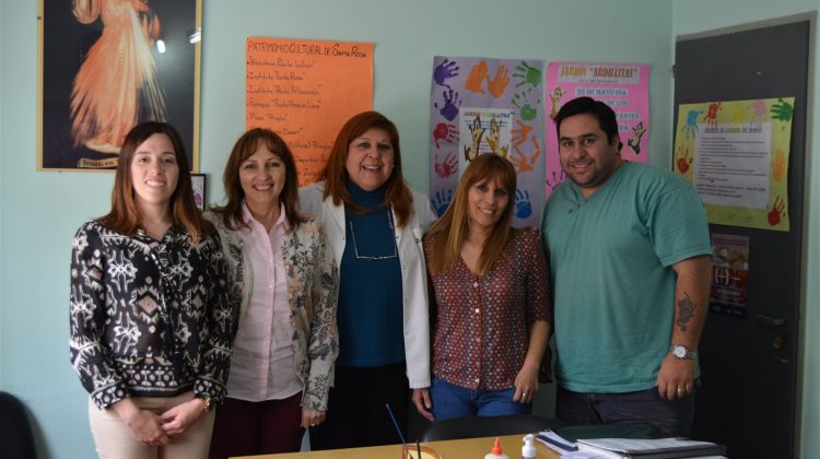 Sandra Pérez inició una visita por delegaciones de DOSEP