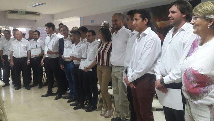 Egresaron 22 alumnos del Centro de Instrucción de Vuelo