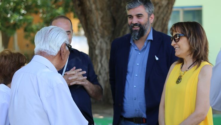 El secretario general de la Gobernación visitó la Feria del Libro