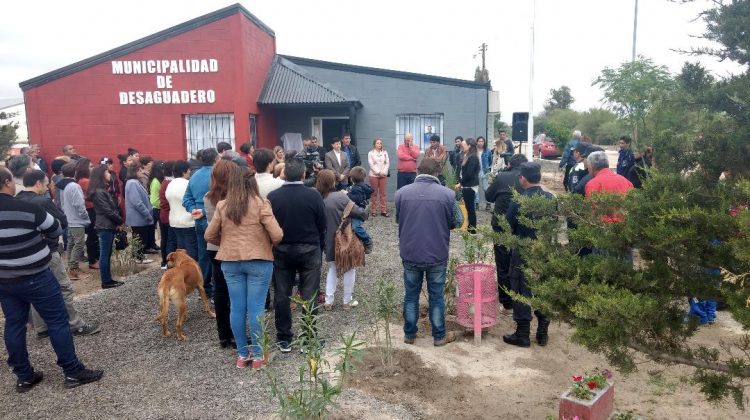 Inauguraron el centro cívico y sede municipal de Desaguadero