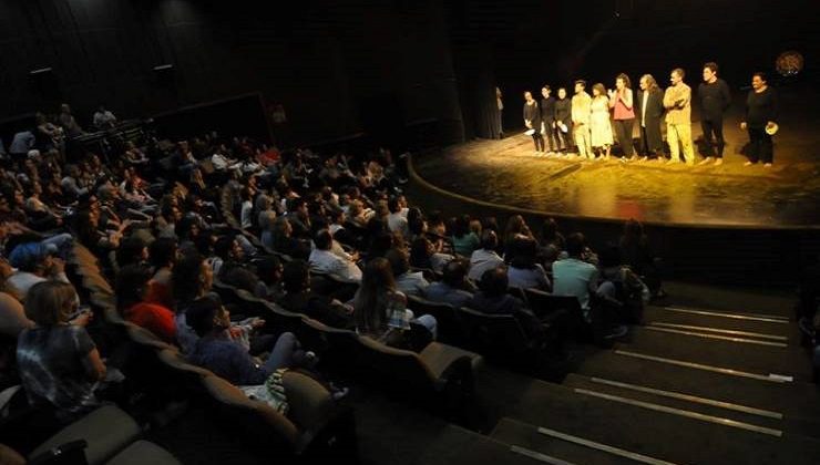 Estrenaron “Antígona” en la Sala “Hugo del Carril”