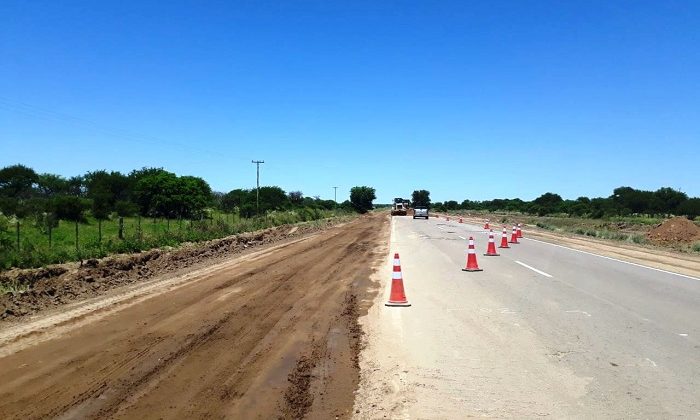 Reparan la Ruta Nº 55 Sur desde Arizona hasta el límite con La Pampa