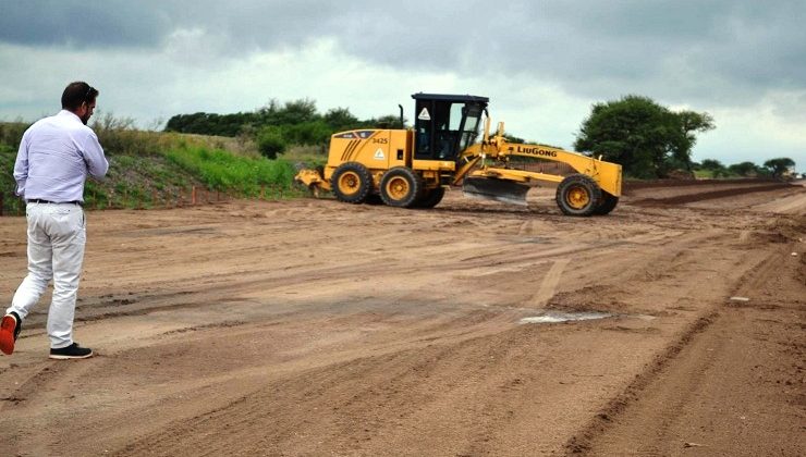 Continúa la obra de pavimentación de la Ruta Provincial Nº 7