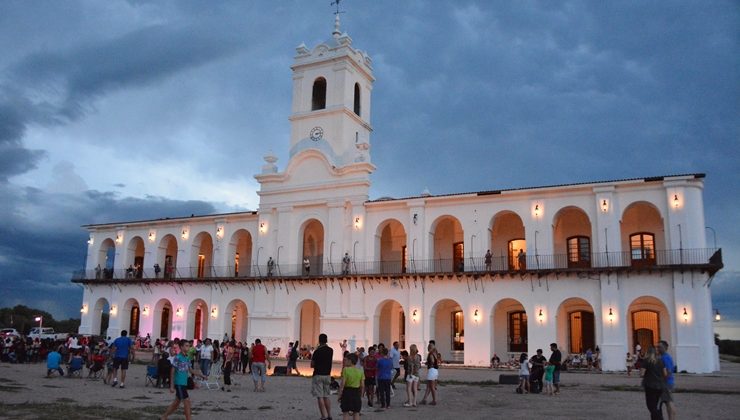 Cerca de 2 mil personas visitaron la réplica del Cabildo durante el fin de semana
