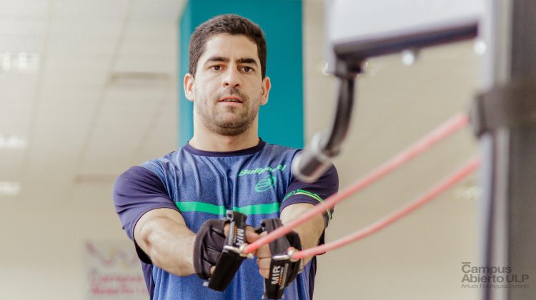 Maxi Sánchez, número 5 del pádel mundial, se prepara en el Campus