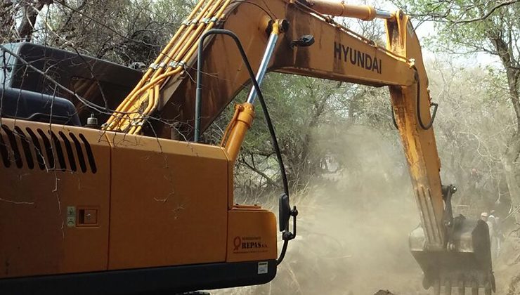 Realizan mejoras en tres acueductos que llevan agua a vecinos de parajes lejanos