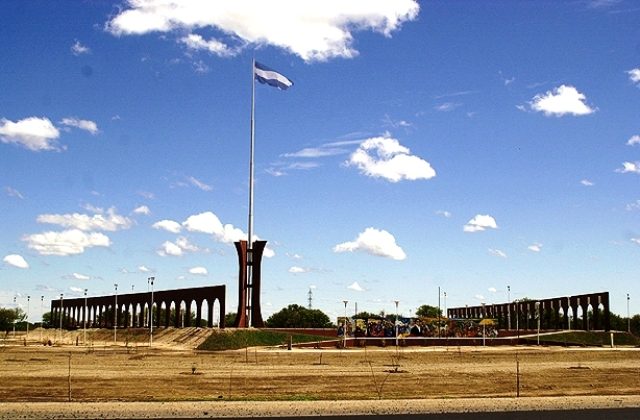 Urbanismo y Parques prepara otro homenaje a la Bandera en Toro Negro