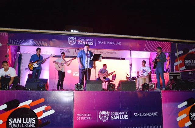 Promocionan San Luis en la ciudad de Neuquén