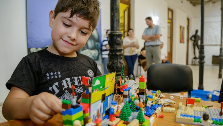 Los chicos aprendieron sobre robótica durante las vacaciones