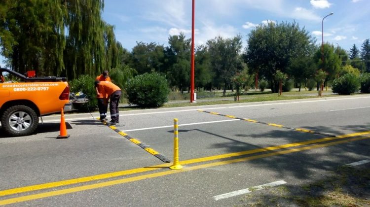 Nueva cartelería otorga más seguridad al cruce de las rutas 9 y 20