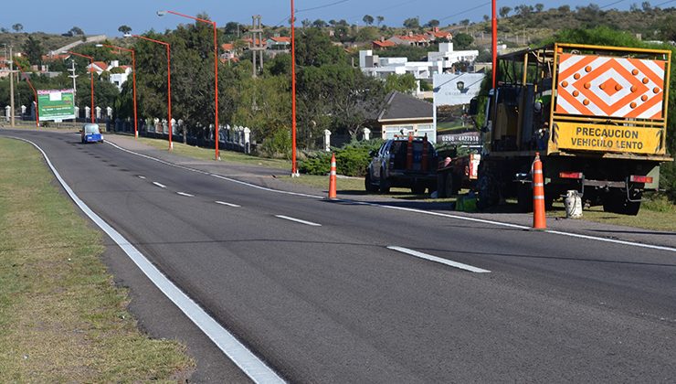 Realizan tareas de demarcación y forestación en la Aguada de Pueyrredón