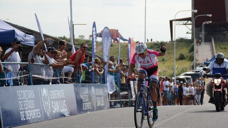 Tomás Ruiz se adueñó de la categoría 2003