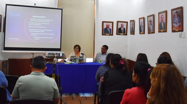 Adriana Bazzano disertó en el Concejo Deliberante de San Luis